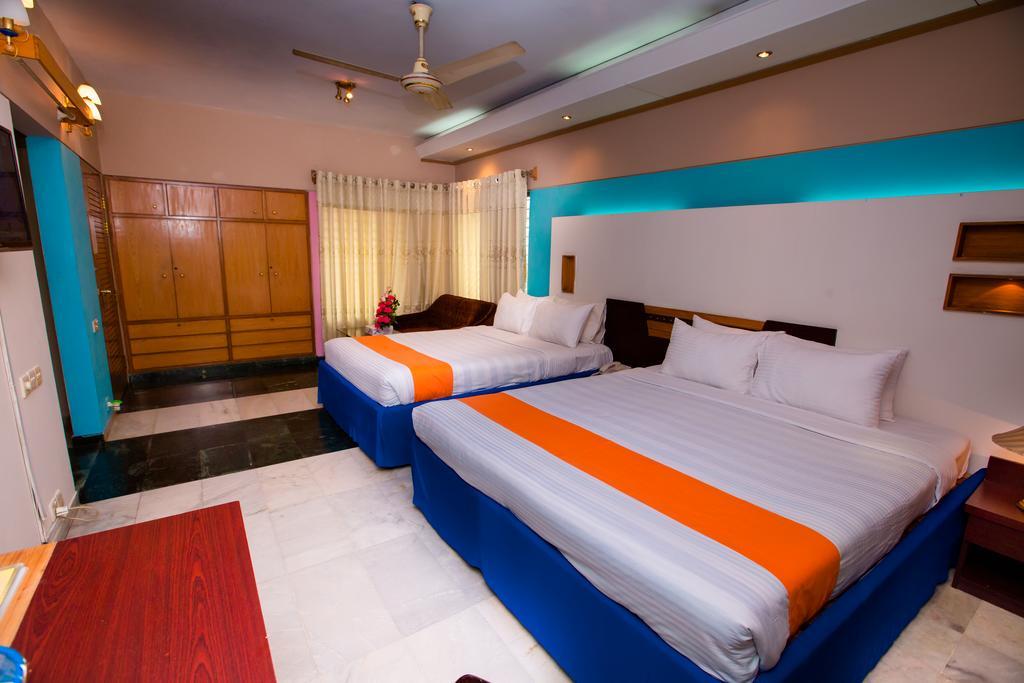 Hotel Golden Deer Дакка Экстерьер фото